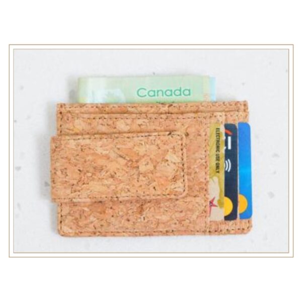 Minimalist Cork Card Holder with Slim Profile and Natural Texture for Essential Card Storage and Sustainable Style