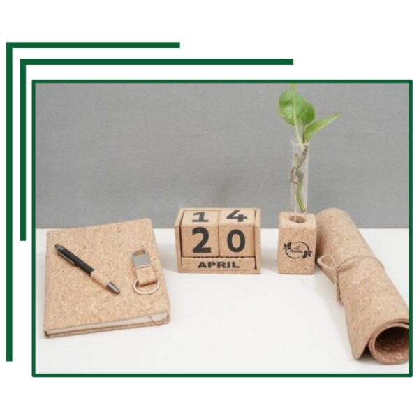 Eco-Friendly Cork Desk Calendar