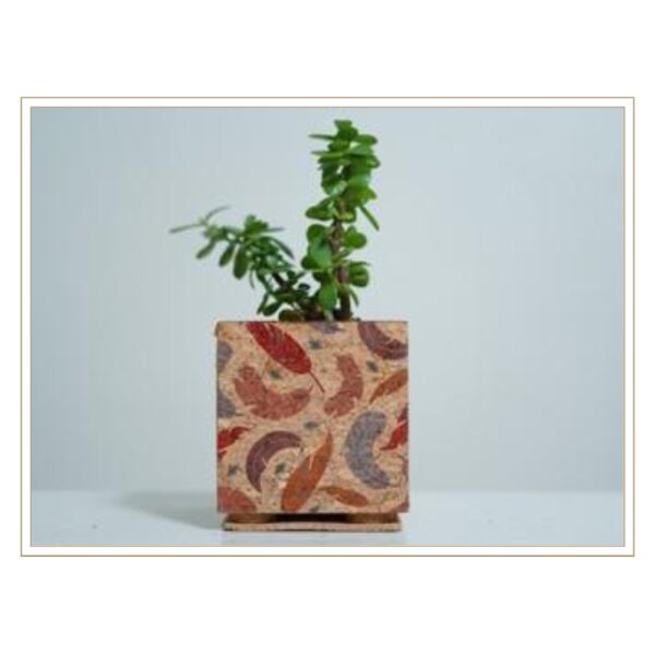 Distinctive Cork Plant Container with Artistic Paisley Pattern for Unique Indoor Plant Display and Bohemian Home Décor